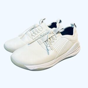 GUC Women's Clove Classic Brilliant White Size 9 | Mens 7.5